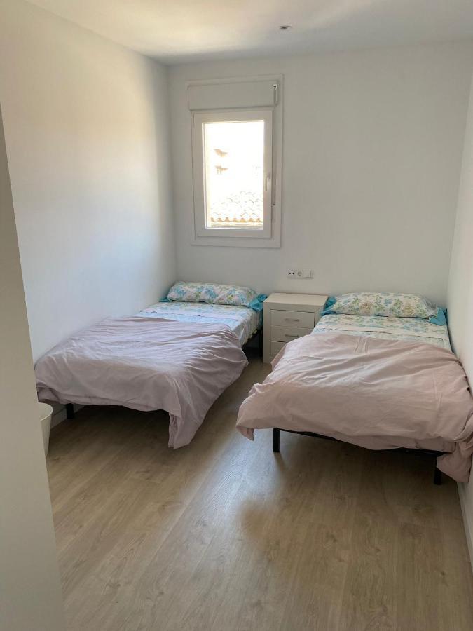 Apartamento En El Centro Igualada ภายนอก รูปภาพ